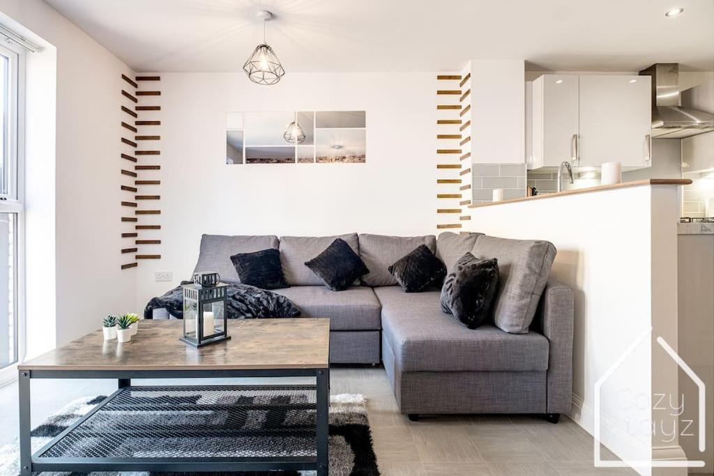 Beautiful 5 Bedroom Home In The City Centre With Gated Parking Бирмингем Экстерьер фото